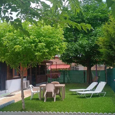 Yard Of Panos Feriehus *