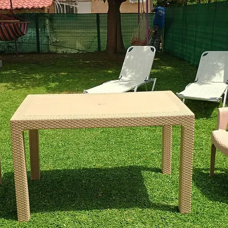 Yard Of Panos * Nea Triglia